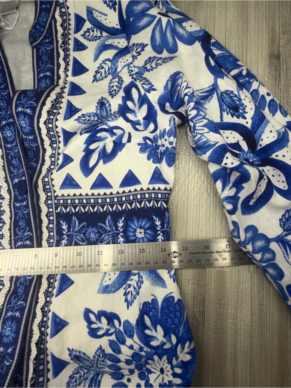 Caroline Constas Floral Tapestry
Midi Dress Size XS Blue White
Mediterranean - Picture 9 of 11